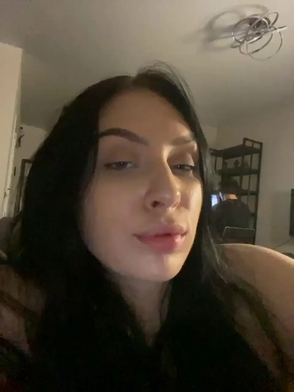 PARTYNEXTNEXT Webcam 2024-06-10