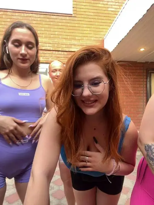 RollingGirls Webcam 2024-06-18