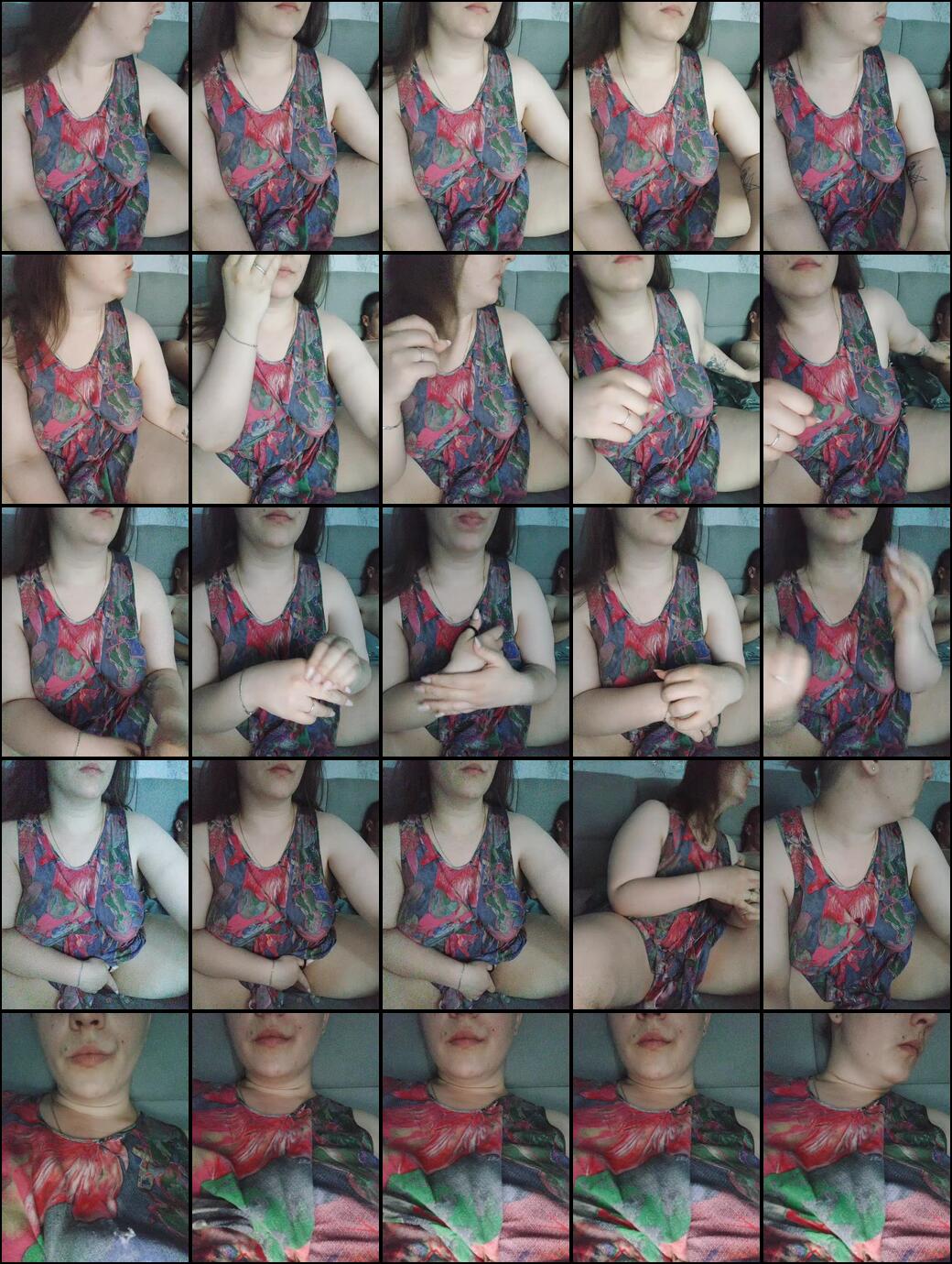 JuicyJulia Webcam 2024-07-18