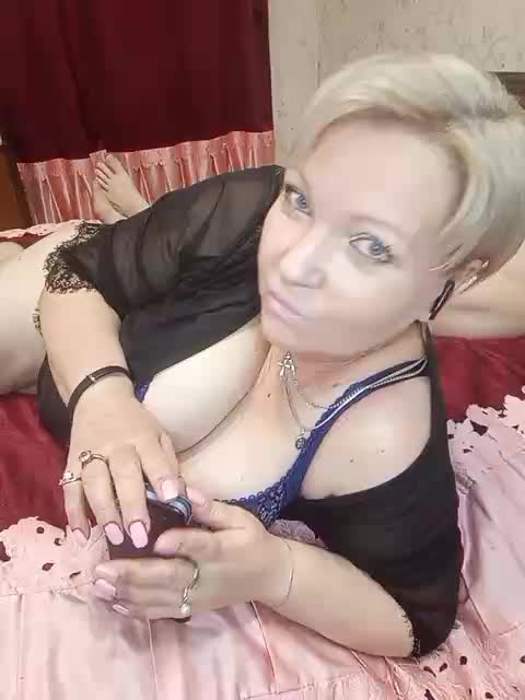 Sandra788725 Webcam 2024-12-26