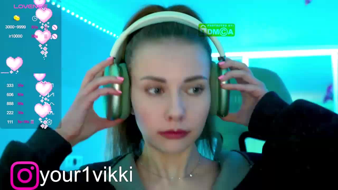 VikkiExtraCheese Webcam 2024-12-26