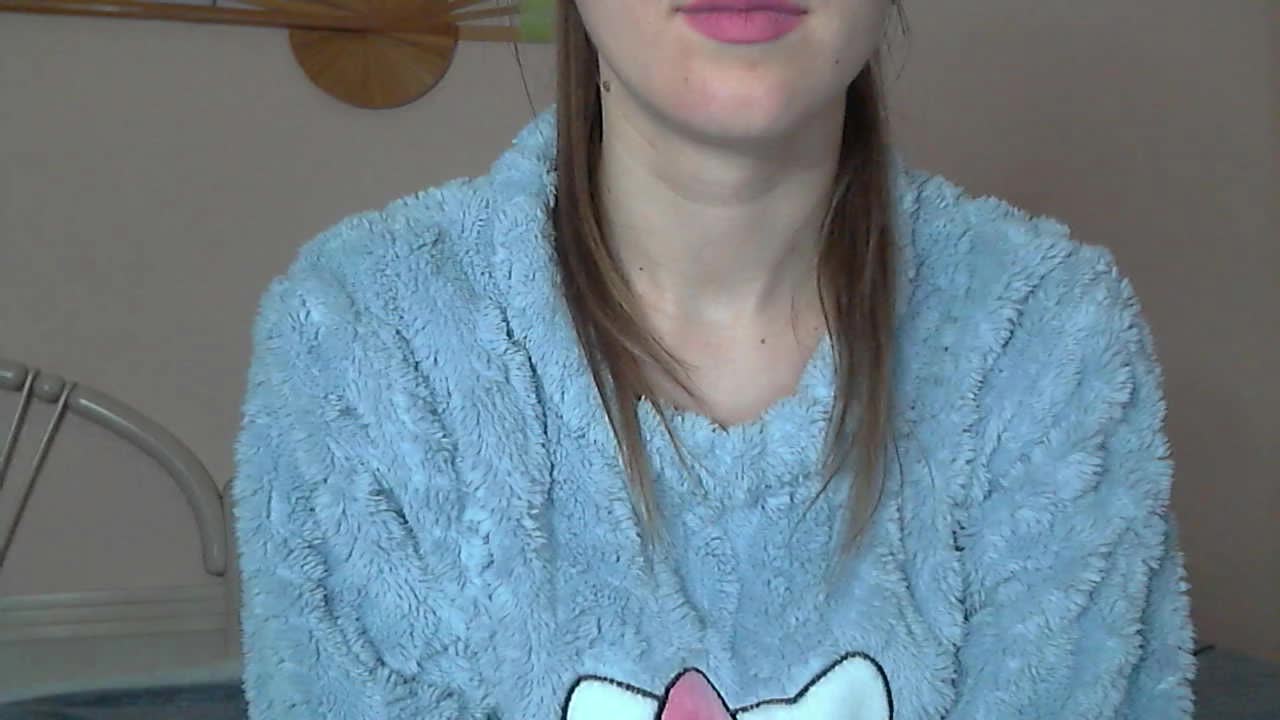 Lolakisss Webcam 2024-12-26