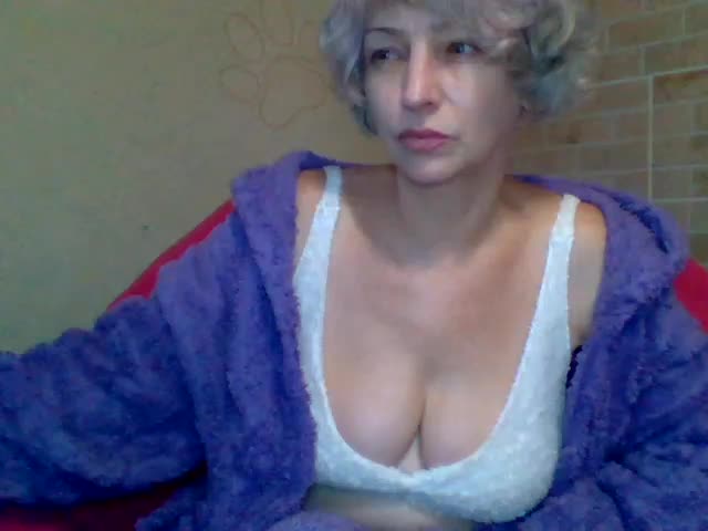 Lorie-Carrie Webcam 2024-12-26