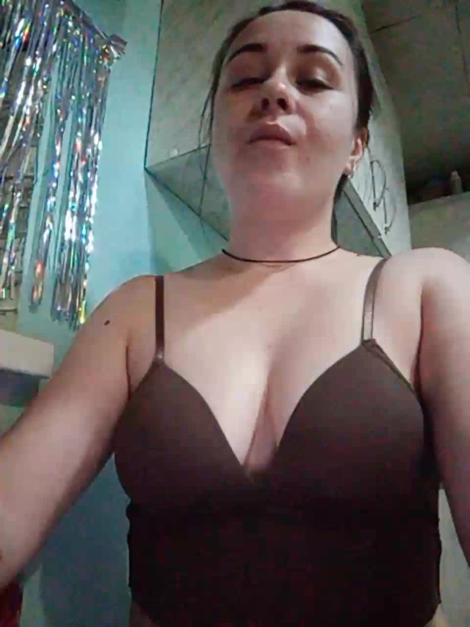 12Milana28 Webcam 2024-12-27