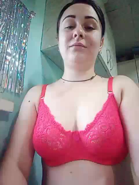 12Milana28 Webcam 2024-12-27