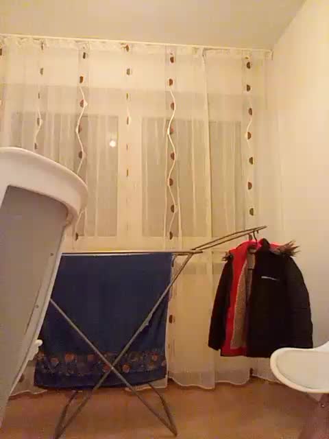 __COVID-19__ Webcam 2024-12-28