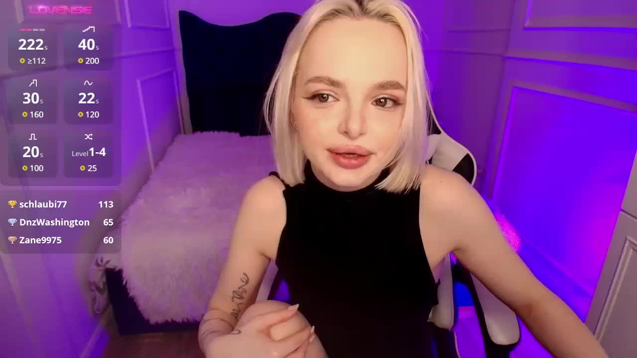 Horny-blondie Webcam 2024-12-30