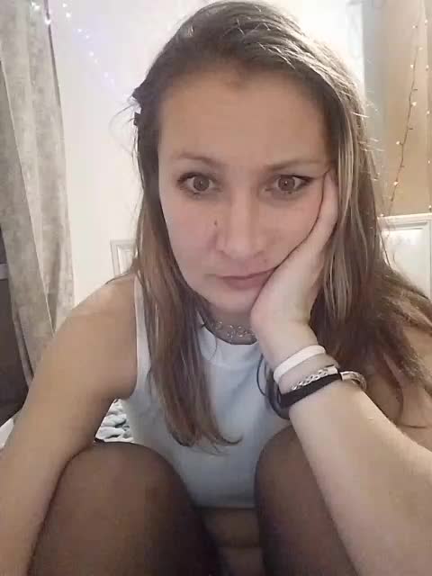 Yulia777 Webcam 2024-12-30