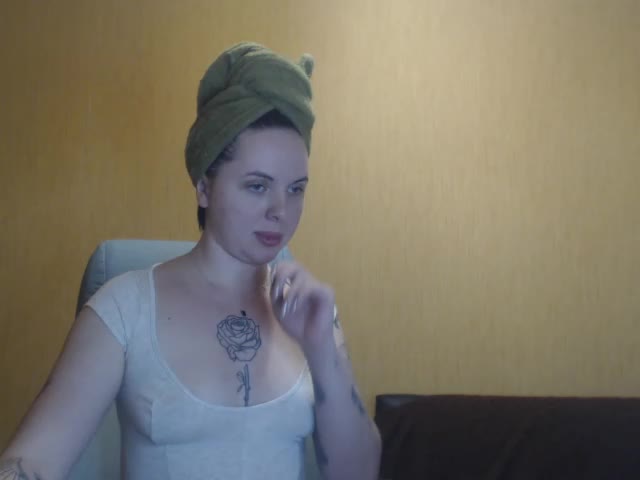 Annushka_ Webcam 2025-01-06