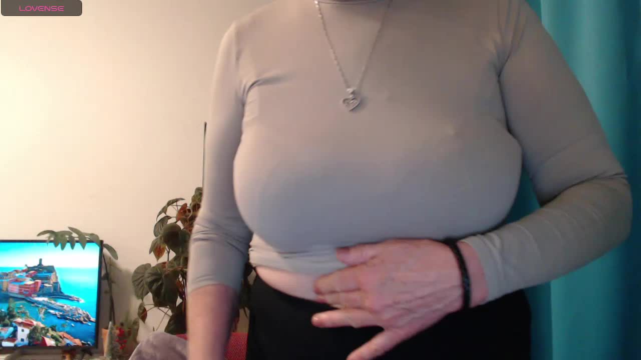 MadamSG Webcam 2025-01-16