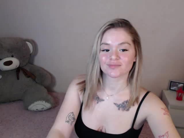 Nikisxsweet Webcam 2025-01-16