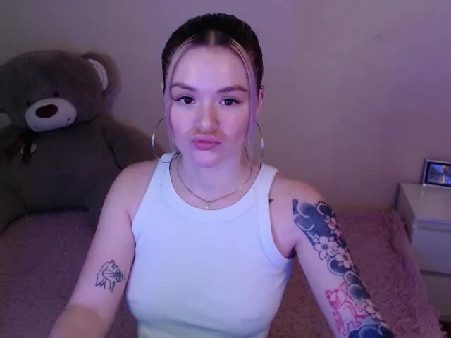 Nikisxsweet Webcam 2025-01-25