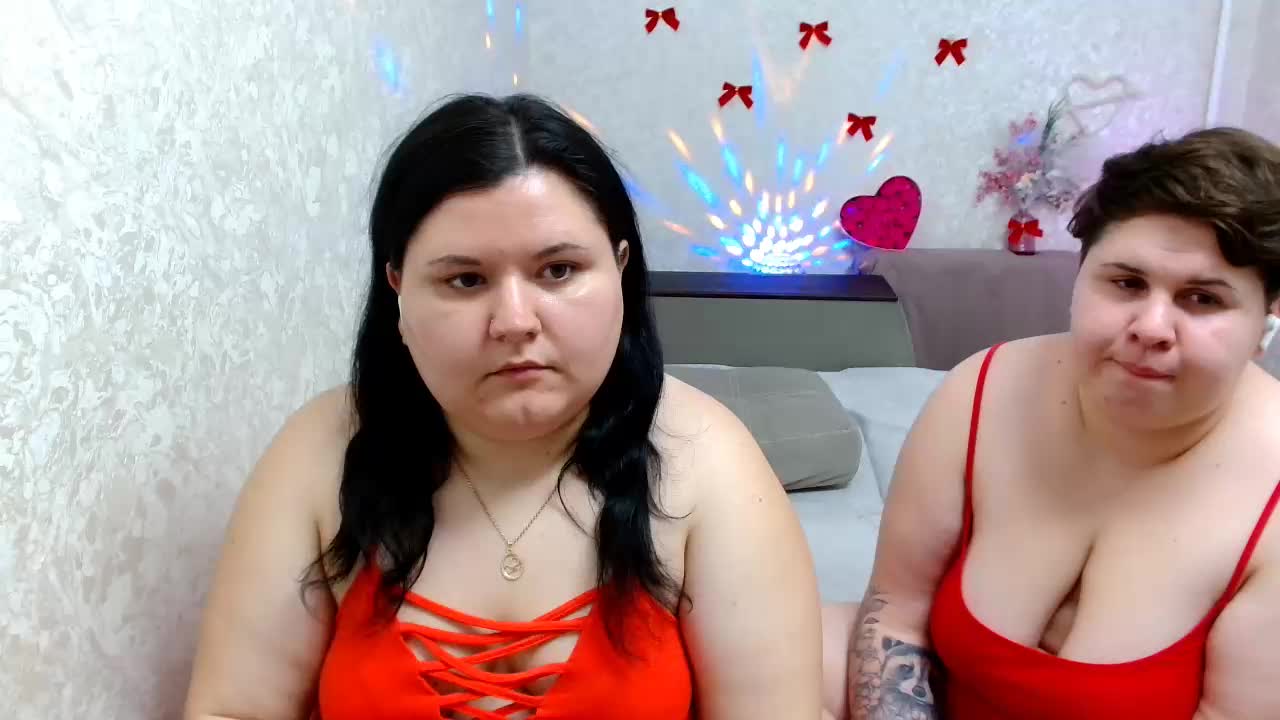 BeckyAndEllen Webcam 2025-02-05