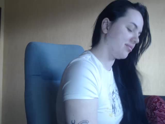 Annushka_ Webcam 2025-02-08