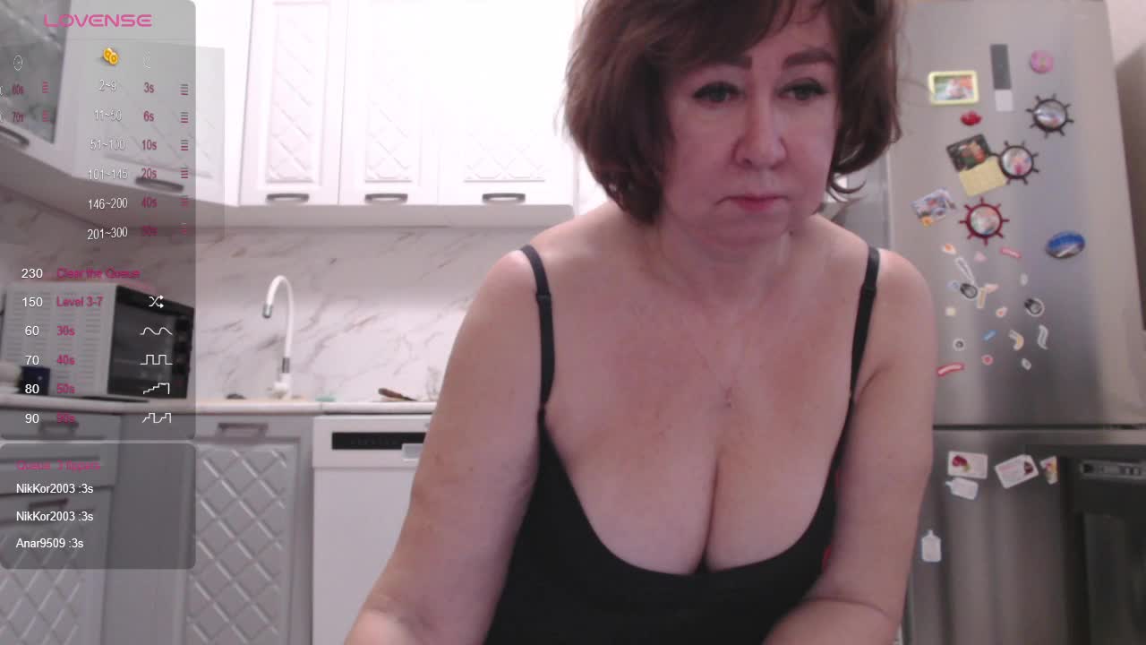 Anyuta1212 Webcam 2025-03-03