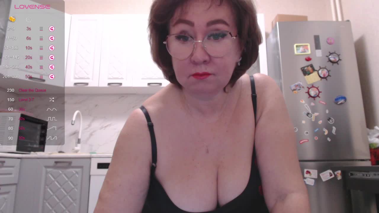 Anyuta1212 Webcam 2025-03-04